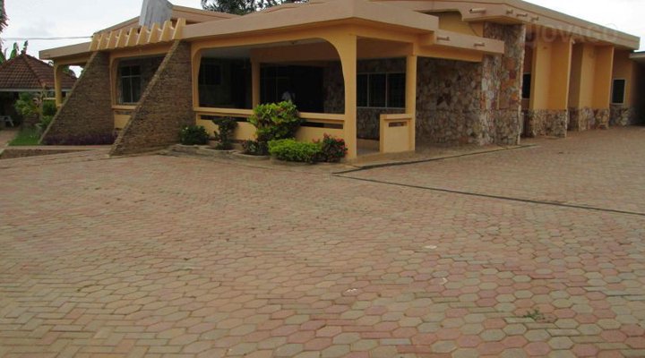 Modak Lodge
