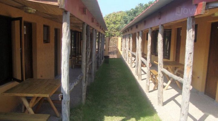 N'kanhe Lodge
