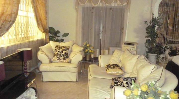 Providence Royale Guest House