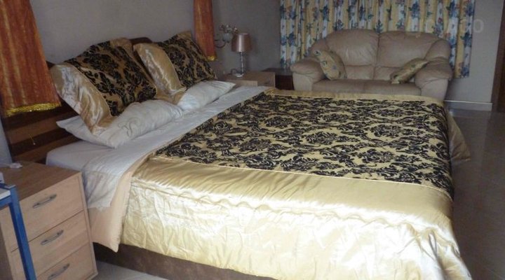 Providence Royale Guest House