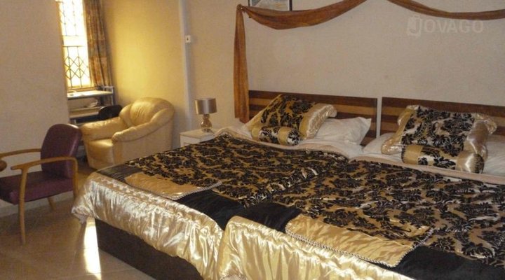 Providence Royale Guest House