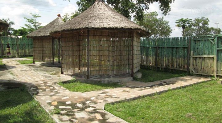 Shielda Lodge His Grace Hospitality