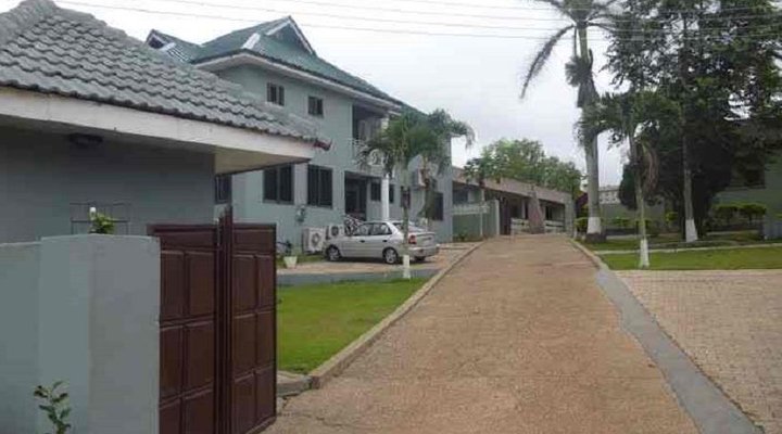 Omari Serwah Hotel