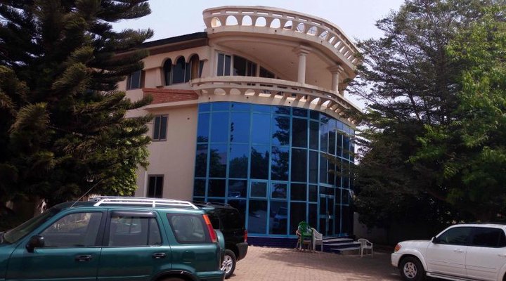 Adwinsa Hotel- Nsoatre