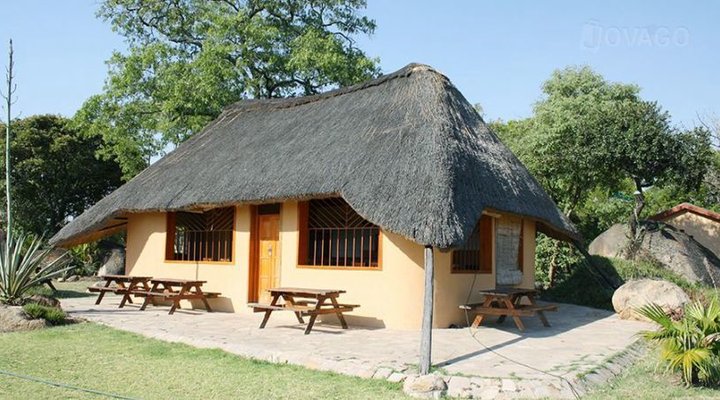 Pamvura Safari Lodge