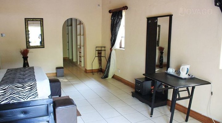 Pamvura Safari Lodge