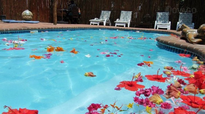 Tri-M Waves Lodge