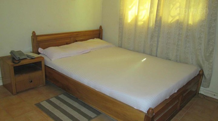 Dzifanor's Guest House