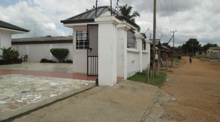 Dzifanor's Guest House