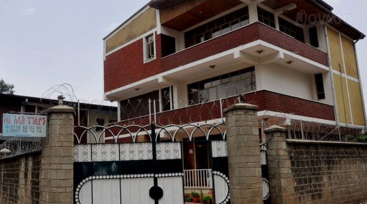 Cozy Addis Guest House