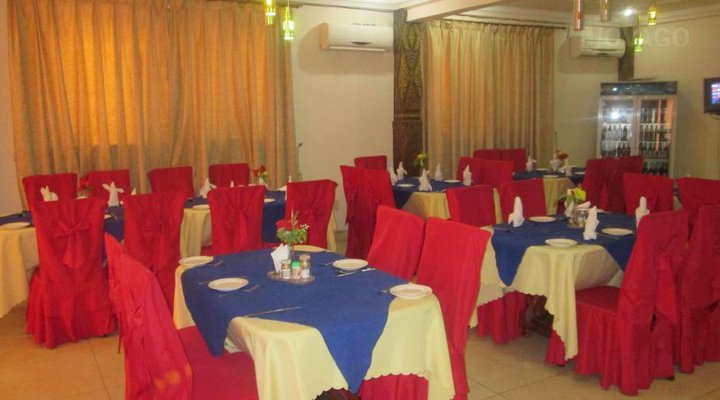 Ampomaah Tourist Hotel