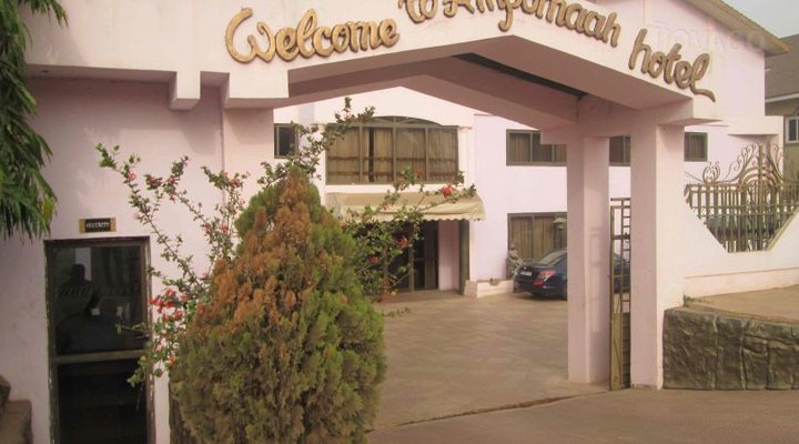 Ampomaah Tourist Hotel