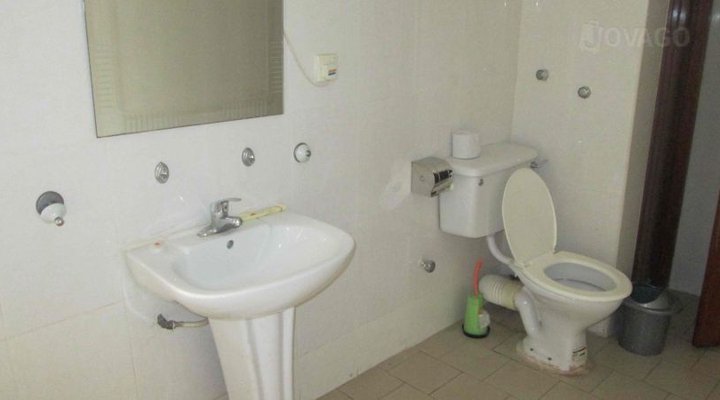 Ampomaah Tourist Hotel