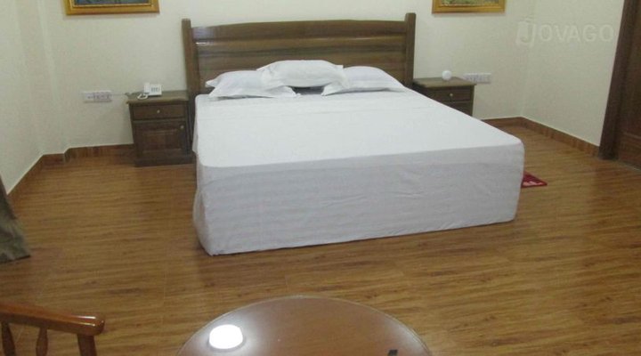 Ampomaah Tourist Hotel
