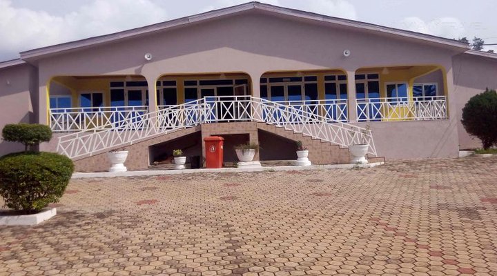 Krakye Executive Lodge