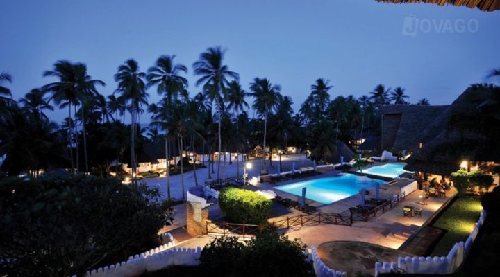 Diamonds Mapenzi Beach