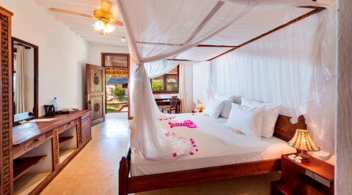 Diamonds Mapenzi Beach