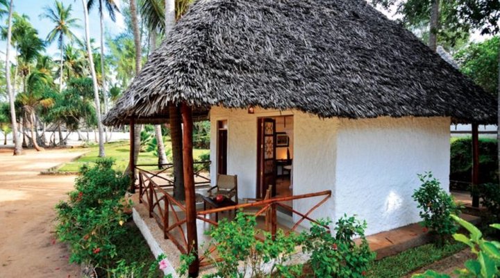 Diamonds Mapenzi Beach