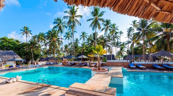 Diamonds Mapenzi Beach