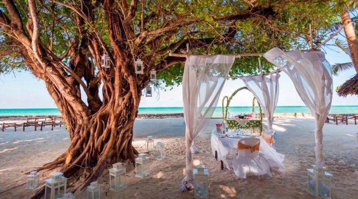 Diamonds Mapenzi Beach