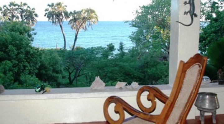 Mkoma Bay Tented Lodge