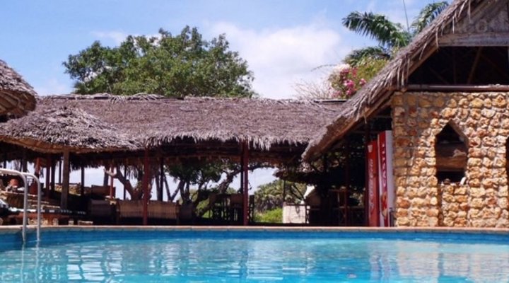 Mkoma Bay Tented Lodge