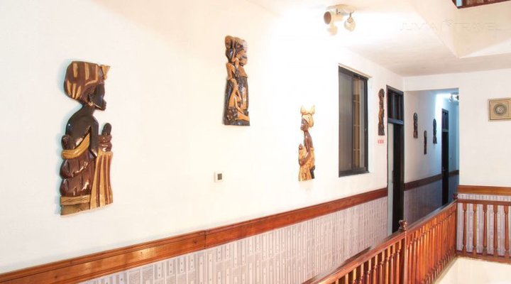 Hill View Hotel (McCarthy Hills)