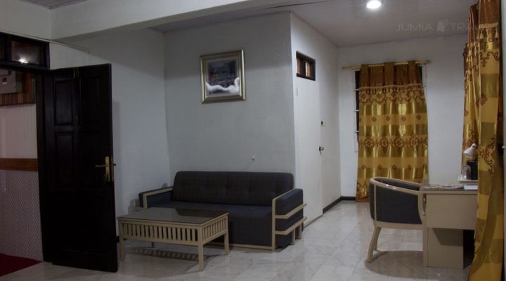 Hill View Hotel (McCarthy Hills)