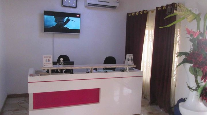 Nuoyong Empire Hotel