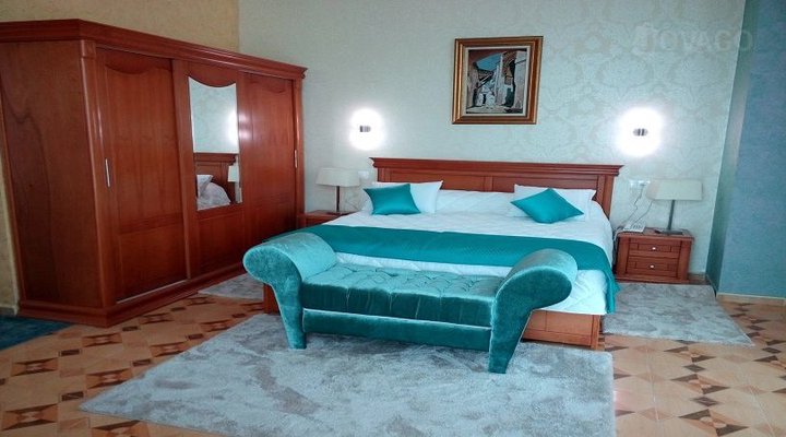 Hotel Maraval