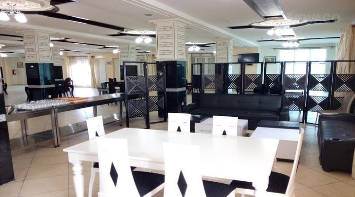 Hotel Maraval