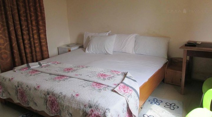 Ematol Time-Tells Hotel