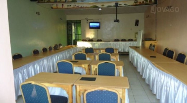 Trade Winds Lodges and Resorts 14 Falls