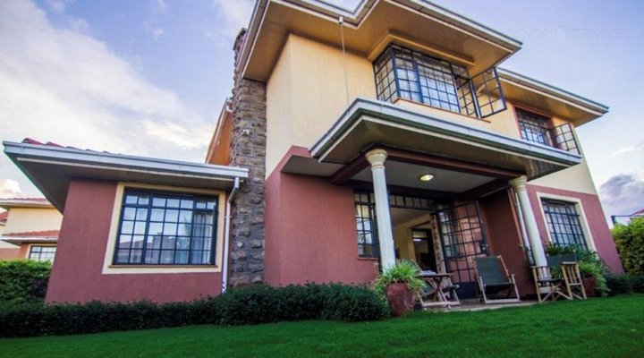 Nairobi Homestays - Fourways Junction Villa 3