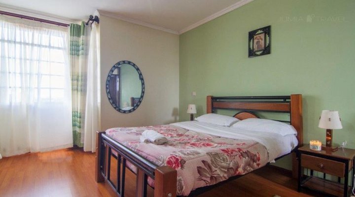 Nairobi Homestays - Fourways Junction Villa 3