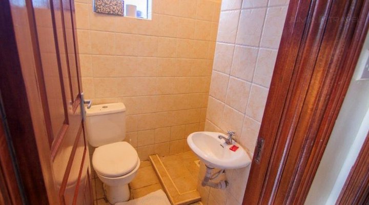 Nairobi Homestays - Fourways Junction Villa 3