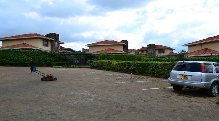 Nairobi Homestays - Fourways Junction Villa 3