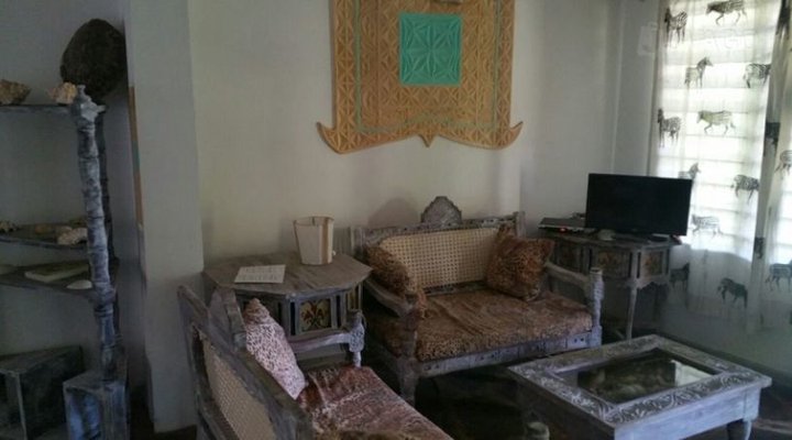 Marine Holiday House