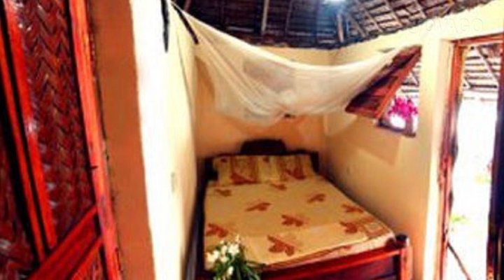 Nyamkwi White Sand