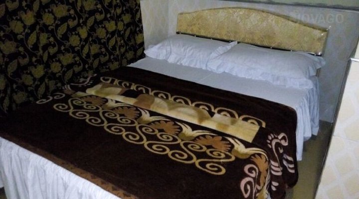 Fampof Guest House