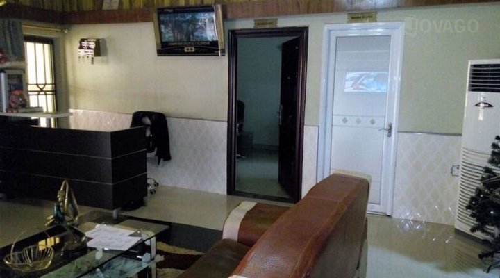 Fampof Guest House
