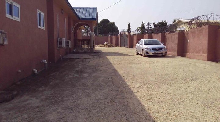 Linns guest house