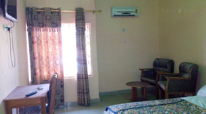 Linns guest house