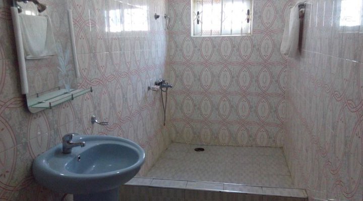 Linns guest house
