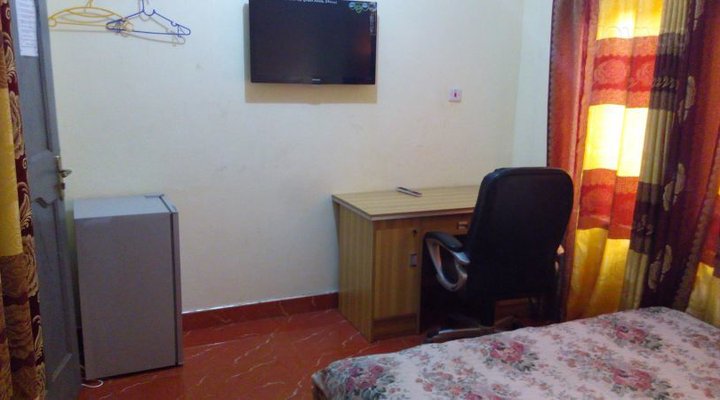 Oyokoba guest house