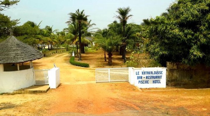 Hotel Katakalousse P?che et Loisirs