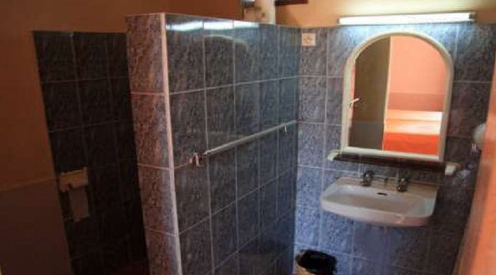 Hotel Katakalousse P?che et Loisirs