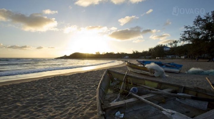 Hotel Tofo Mar Resort