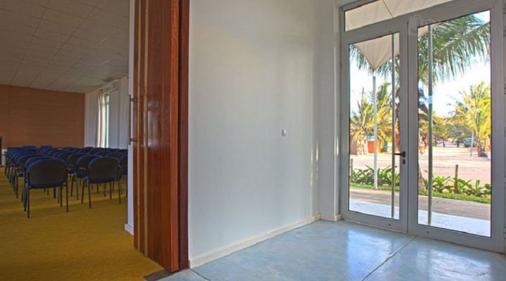 Hotel Tofo Mar Resort