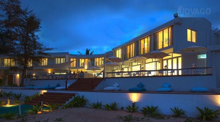 Hotel Tofo Mar Resort